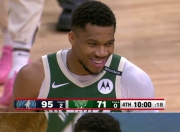 开云足球直播-雄鹿不敌黄蜂遭遇两连败，已备战东部季后赛