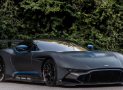 开云下载-德甲争冠战焦点战，哥伦比亚飞翼强行终结马里铁闸，南美风暴席卷德意志