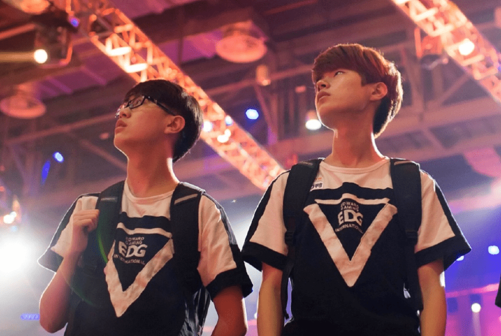 包含TL横扫DRX,Meiko完成帽子戏法的词条 包含TL横扫DRX,Meiko完成帽子戏法的词条