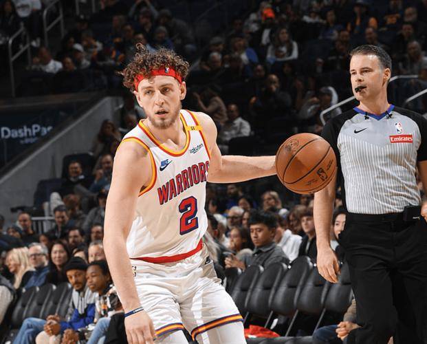 巴西男篮鏖战热火，字母哥关键制胜的简单介绍