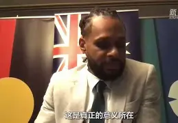 包含澳洲雄风：澳大利亚凤凰队一路高歌猛进的词条