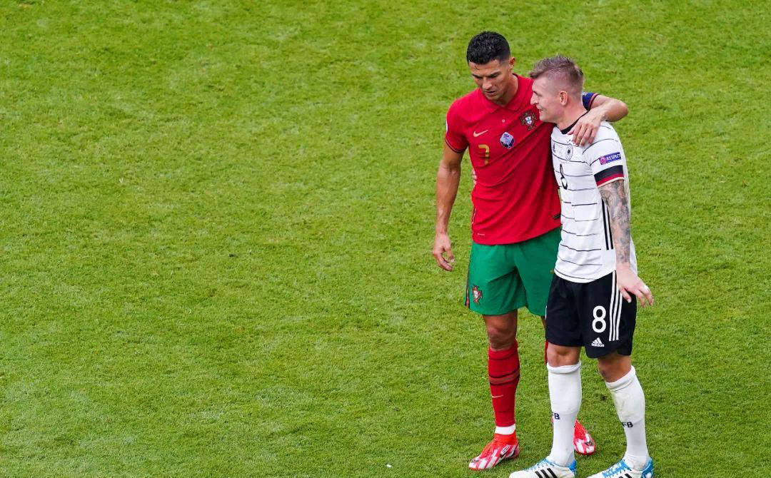 欧国联赛半决赛进行，胜者将晋级决赛的简单介绍