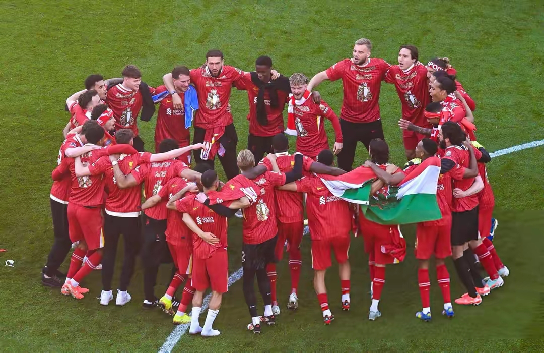 包含利物浦客场力克曼城，豪取国外冠军的词条