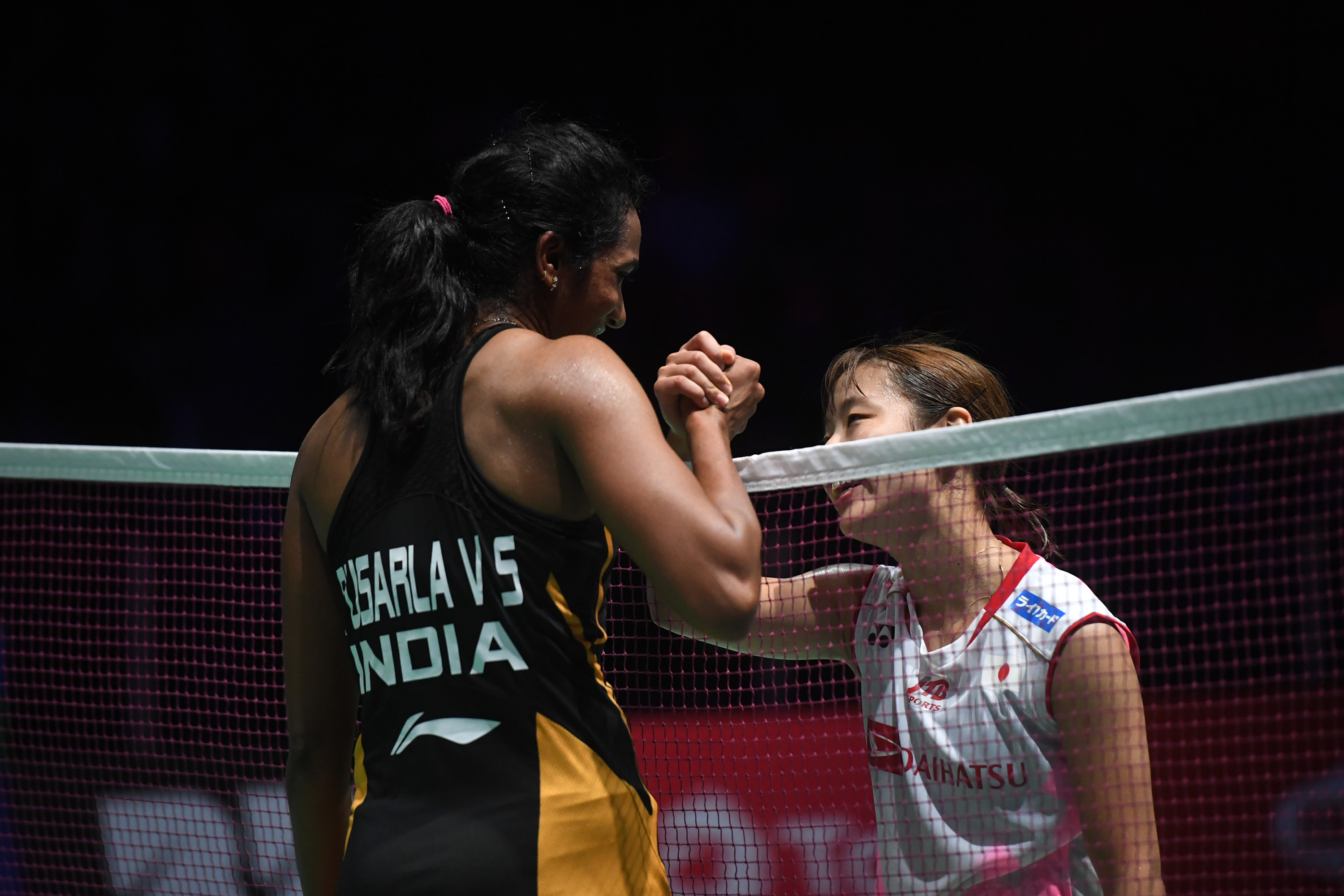 包含法国队轻取日本队，辛杜刷新纪录的词条